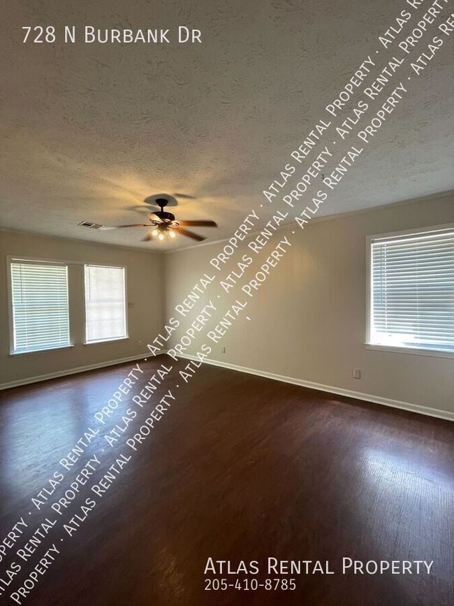 Building Photo - 728 N Burbank Dr