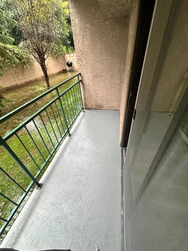 Foto del edificio - 7040 Haskell Ave