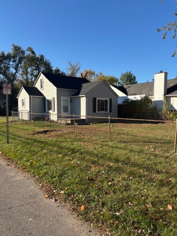 Photo - 35807 Schley Avenue