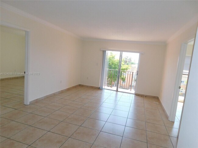 Foto del edificio - 4705 NW 7th St