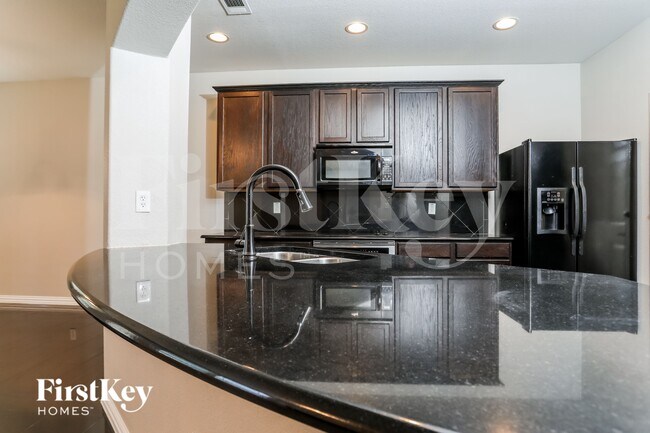 Foto del edificio - 1209 Wentwood Dr