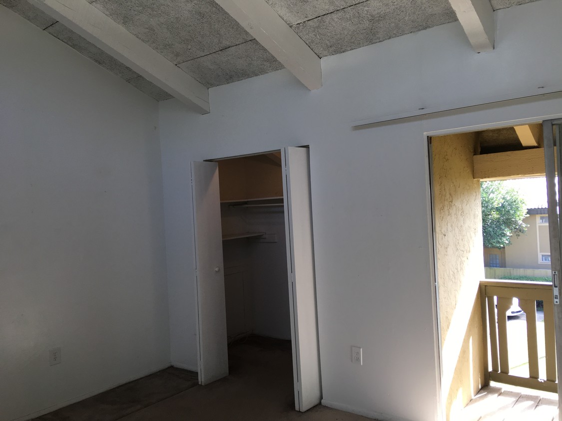 Foto principal - 1833 Jackson Bluff Rd