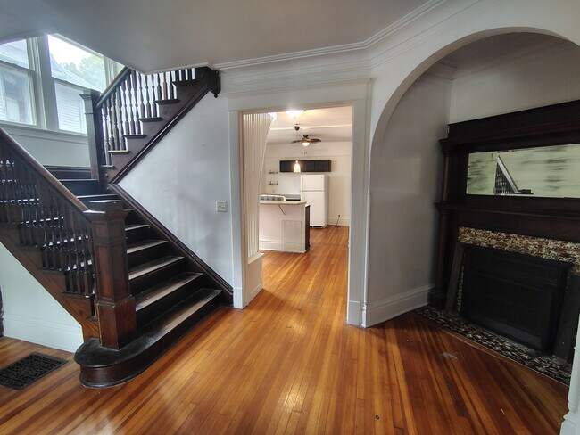 Foto del edificio - 635 Ashland Ave