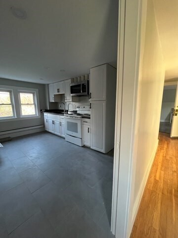 Building Photo - 34 Main St