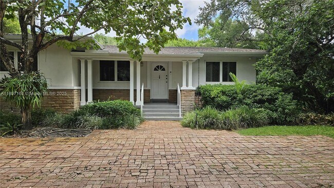 Foto del edificio - 6255 SW 92nd St