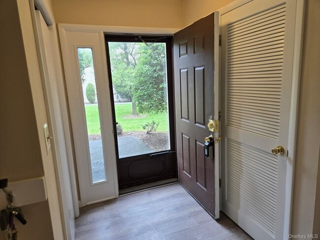 Foto del edificio - 256 Heritage Ln