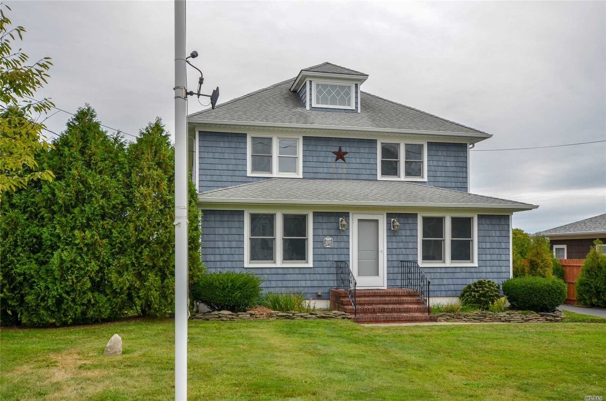 Primary Photo - 4200 Depot Ln