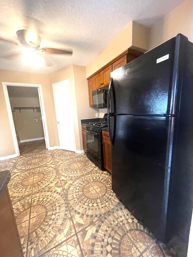 Foto del edificio - 1134 Somercotes Ln