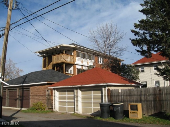 Building Photo - 1105 Hammond Ave