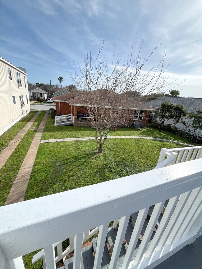 Foto del edificio - 4109 1/2 Ave S