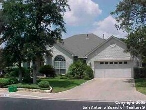 Building Photo - 4011 Heights View Dr