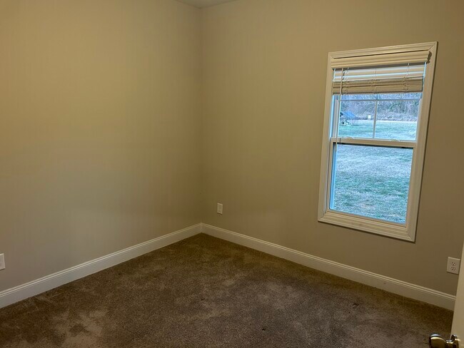 Foto del edificio - 644 Barlow Rd