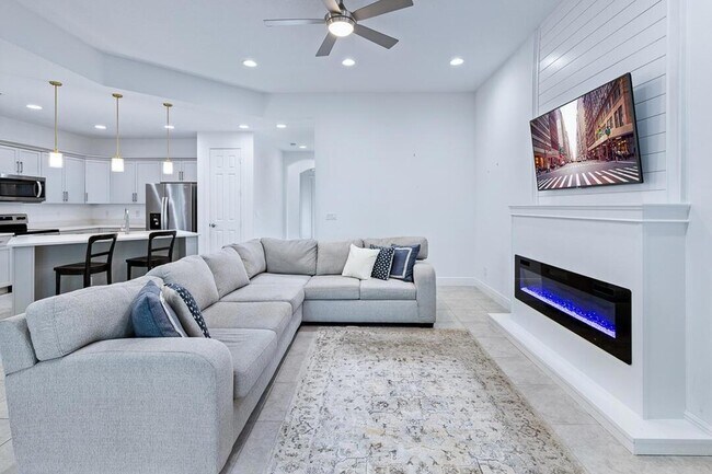 Foto del edificio - 2590 Bella Vista Cir