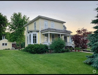 Building Photo - 204 6th Ave