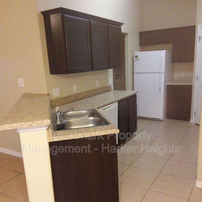 Foto del edificio - 4207 Cambridge Dr
