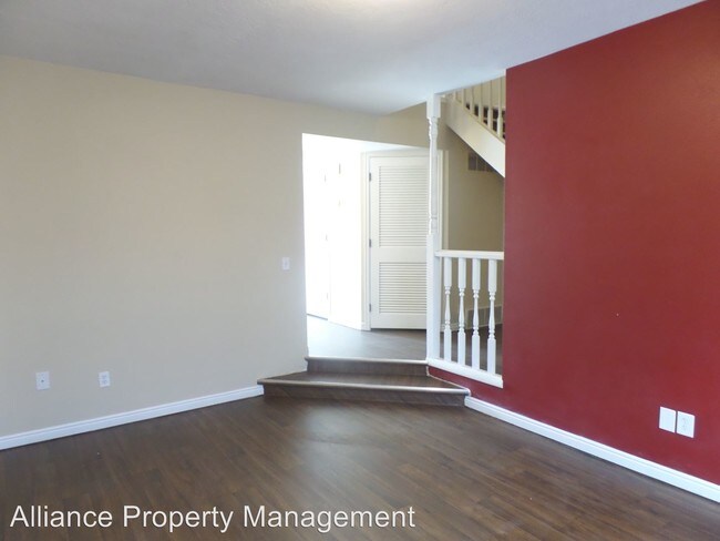 Foto del edificio - 2 br, 1.5 bath House - 1198 W. 4400 S. Unit O