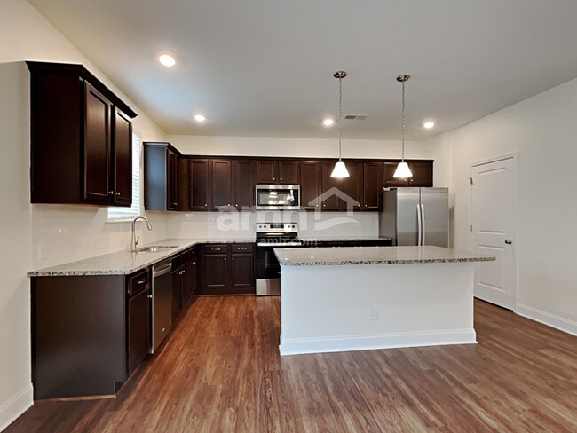 Building Photo - 107 Twin River Drive