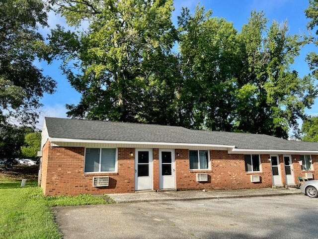 Primary Photo - 201 Woodnell St