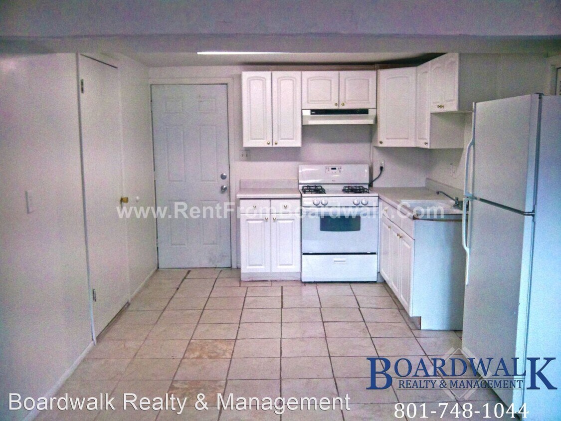 2 br, 1 bath House 9734 S 520 E B House Rental in Sandy, UT