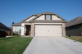 Building Photo - 5228 Fenton Ln