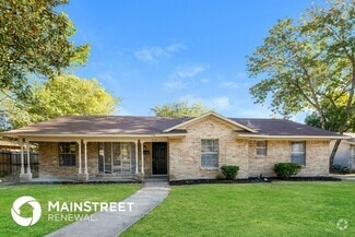 Building Photo - 217 Woodhaven Dr