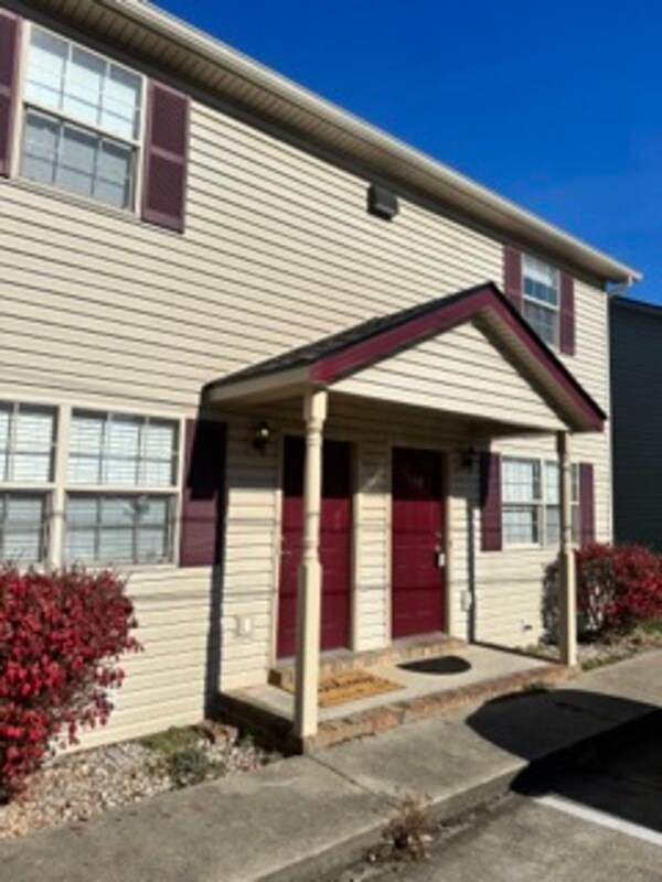 130 Mt Vernon Ln, Hurricane, WV 25526 House Rental in Hurricane, WV