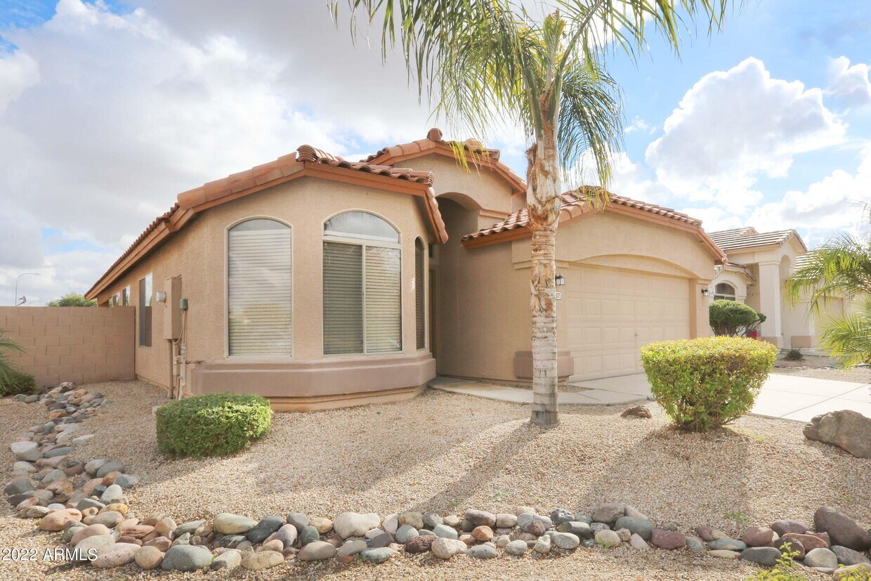 Primary Photo - 2637-2109 S 109th Ave