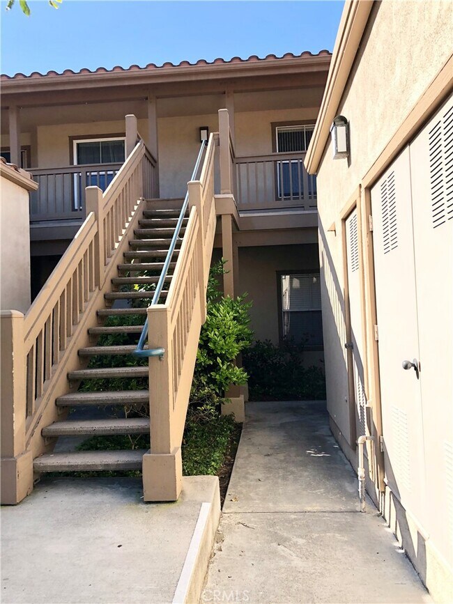 Building Photo - 94 Abrigo-