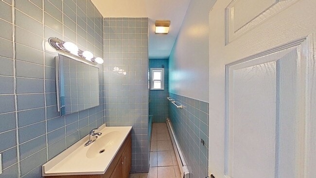 Building Photo - 636 Dorchester Ave