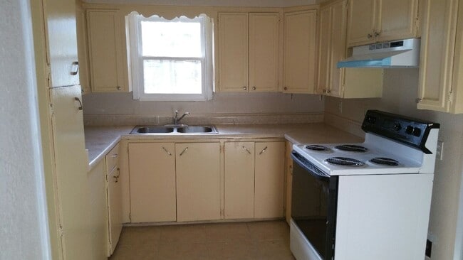 Building Photo - 5410 Congo Ln