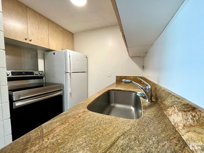 Building Photo - Haiku Hale: 2 Bed, 1 Bath Condo w/ 1 Parki...