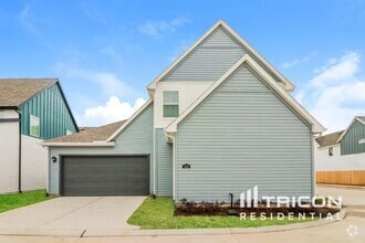 Building Photo - 9835 Willow Creek Commerce Dr