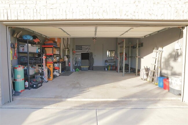 Building Photo - 8014 Purple Aster Pass