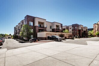 Building Photo - 305 Inverness Way S