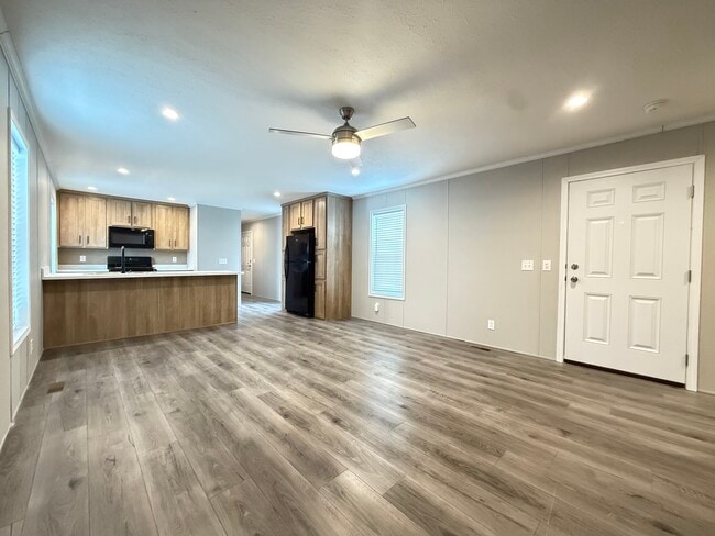 Building Photo - 52491 Potomac Ct