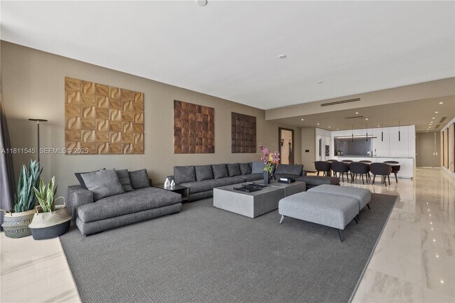 Foto del edificio - 300 Biscayne Blvd Way