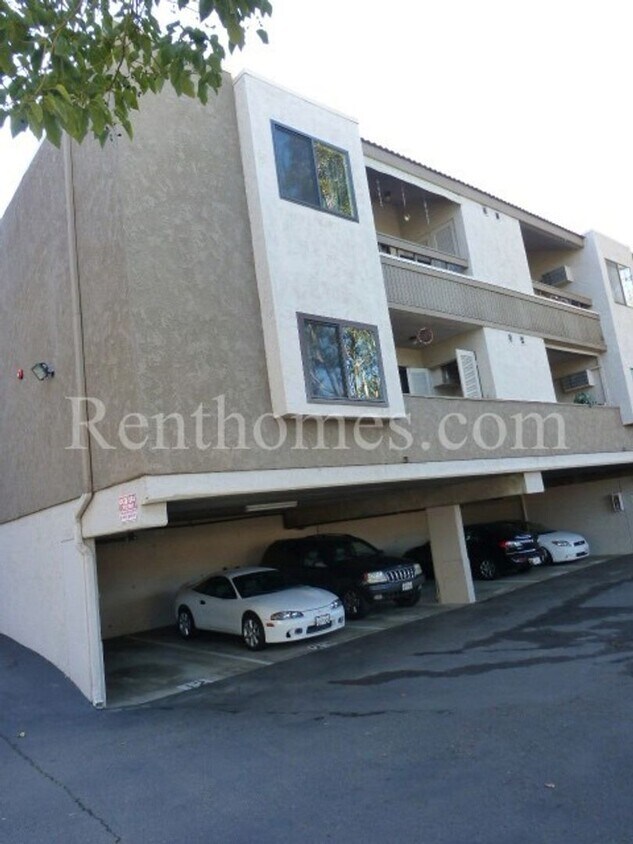 Foto principal - Allied Gardens, 6725 Mission Gorge Road #2...