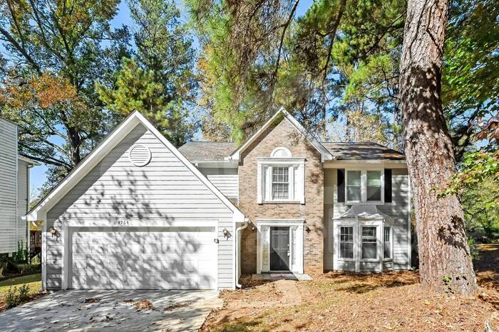Primary Photo - Amazing Traditional Home in Stone Mountain