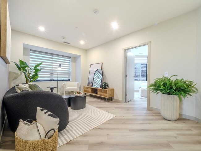 Building Photo - Connect Residences