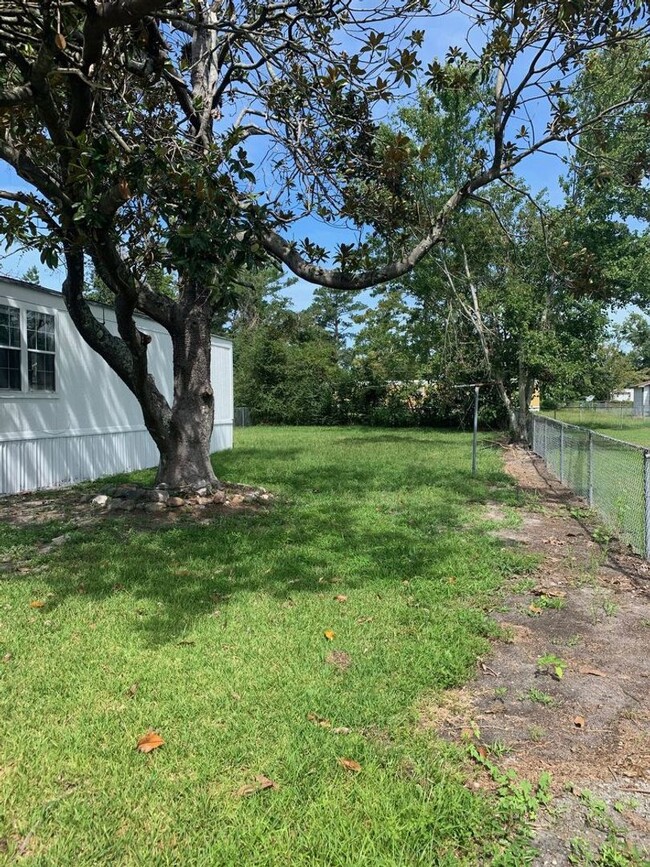 Building Photo - COVE ROAD - Single Wide Mobile Home for Rent