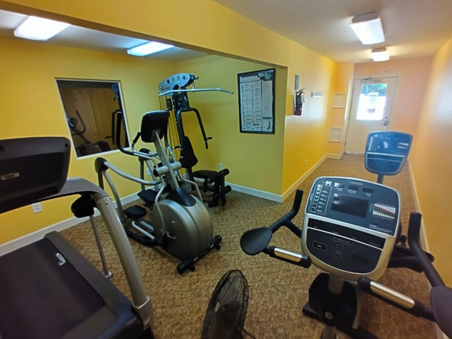 Foto del edificio - 600 Reusens Rd