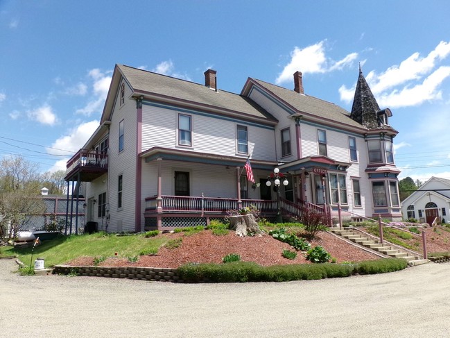 Foto del edificio - The Lion and The Rose B&B in Whitefield, NH