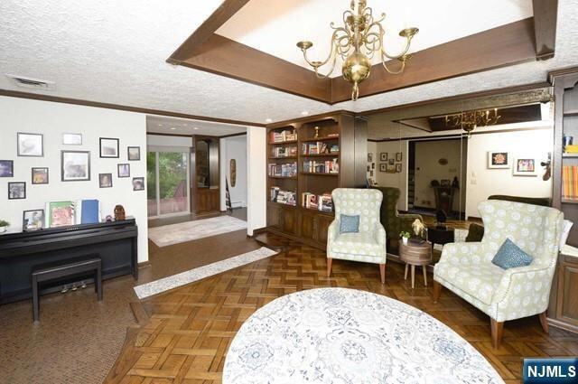Foto del edificio - 38 Griswold Pl