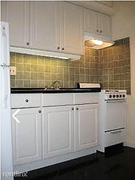 Building Photo - 310 E 65th St