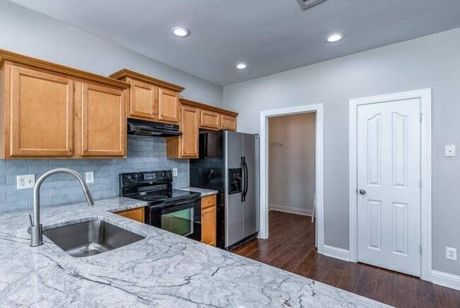 Building Photo - 5209 Cedar Shoals Dr