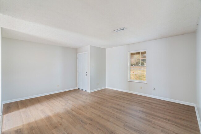 Foto del edificio - 4808 Cannon Ridge Dr