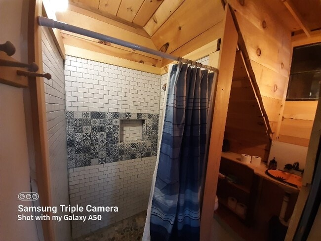 Foto del edificio - 12 Summerhaven Rd