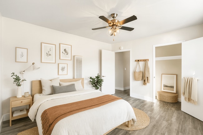 Foto del edificio - Royal Palms Apartments