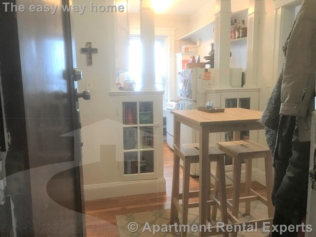 Photo - 11 Gray St Apartment