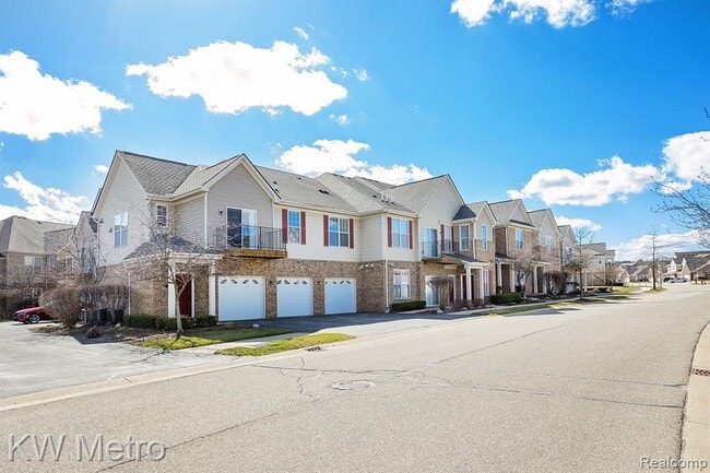 Building Photo - 10130 Ridge Run St